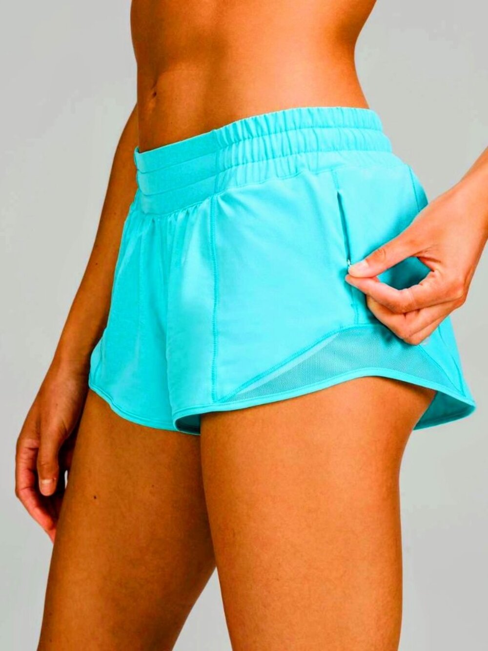 Lululemon 🍋 BNWT Hotty Hot Low Rise Short in Electric Turquoise Blue Sz 12